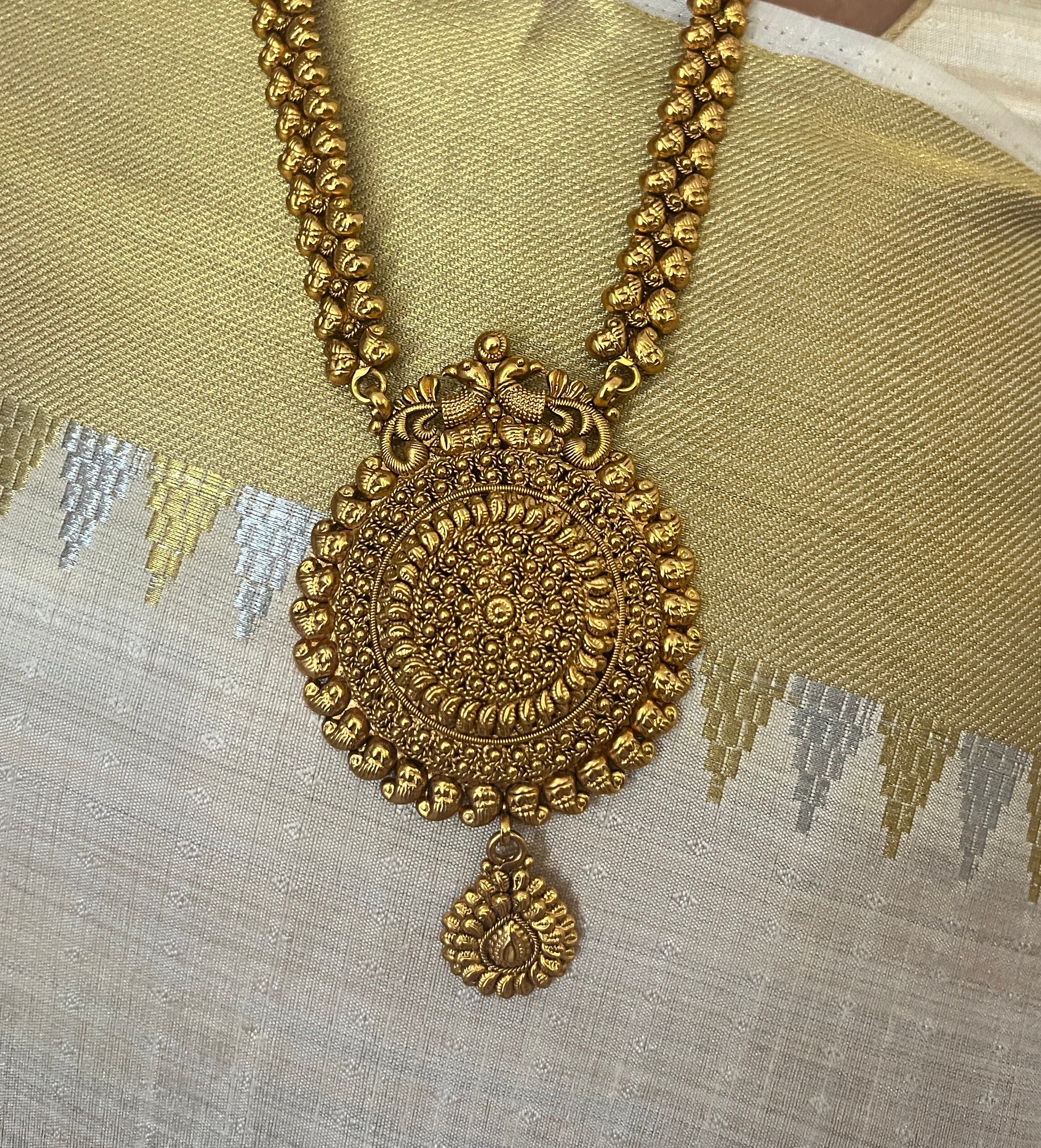 Mor Antique Gold Rani Haar
