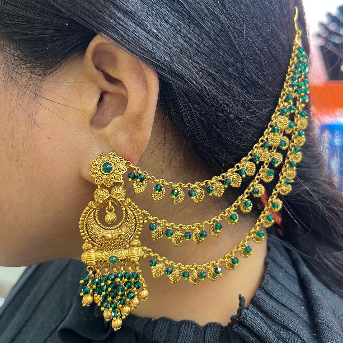 Haritima Pearl Shara Hanging