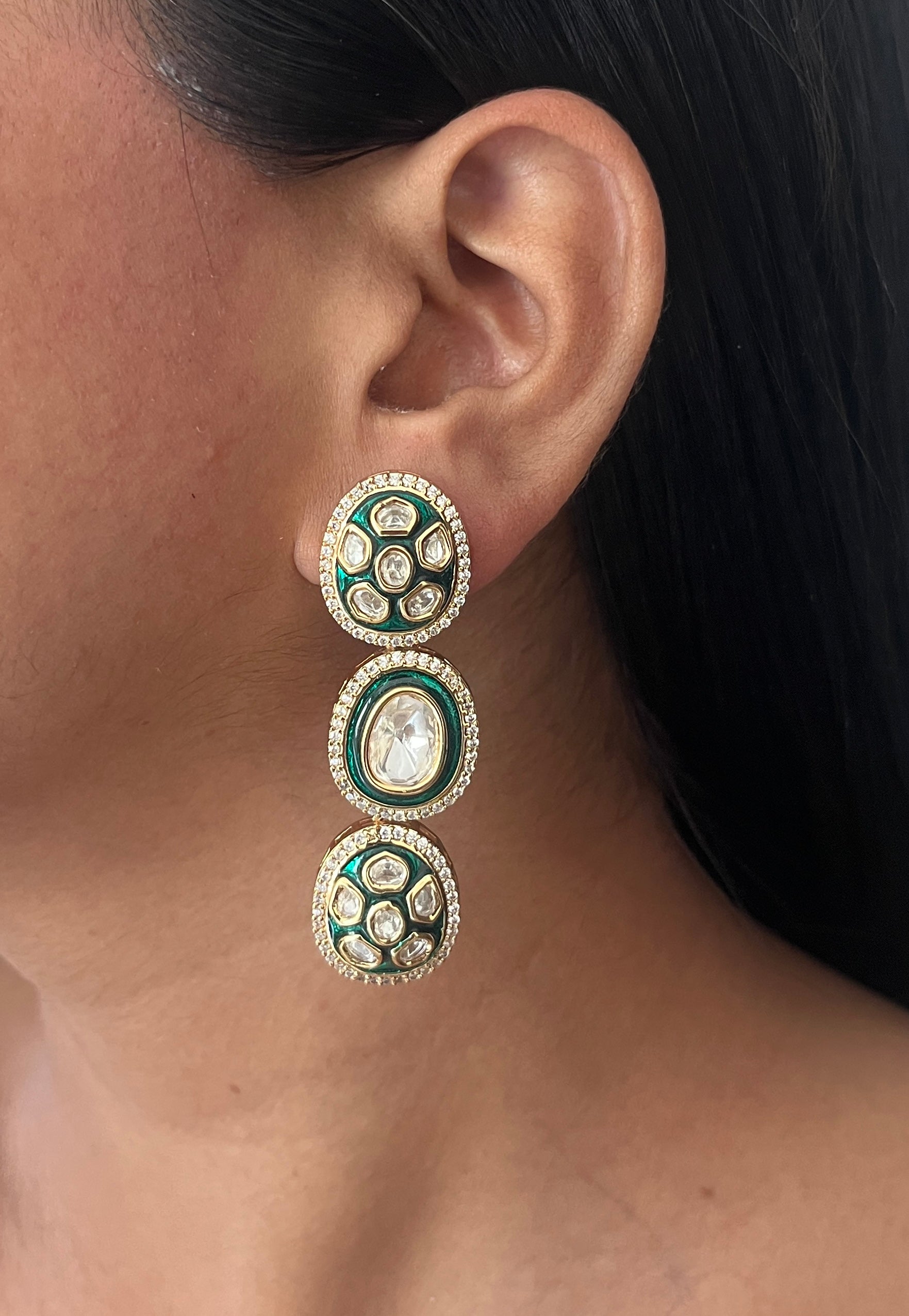 Oval Kundan set With green Meenakari