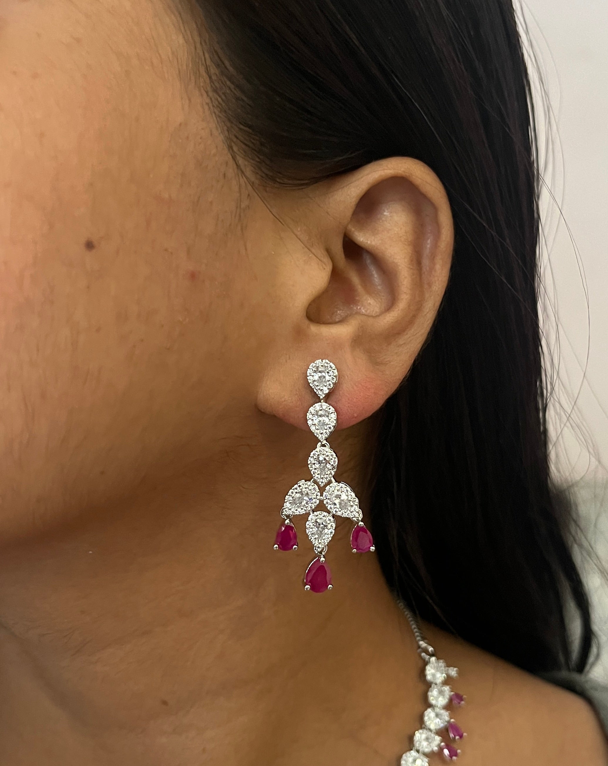 Vanshika Minimal American Diamond Necklace