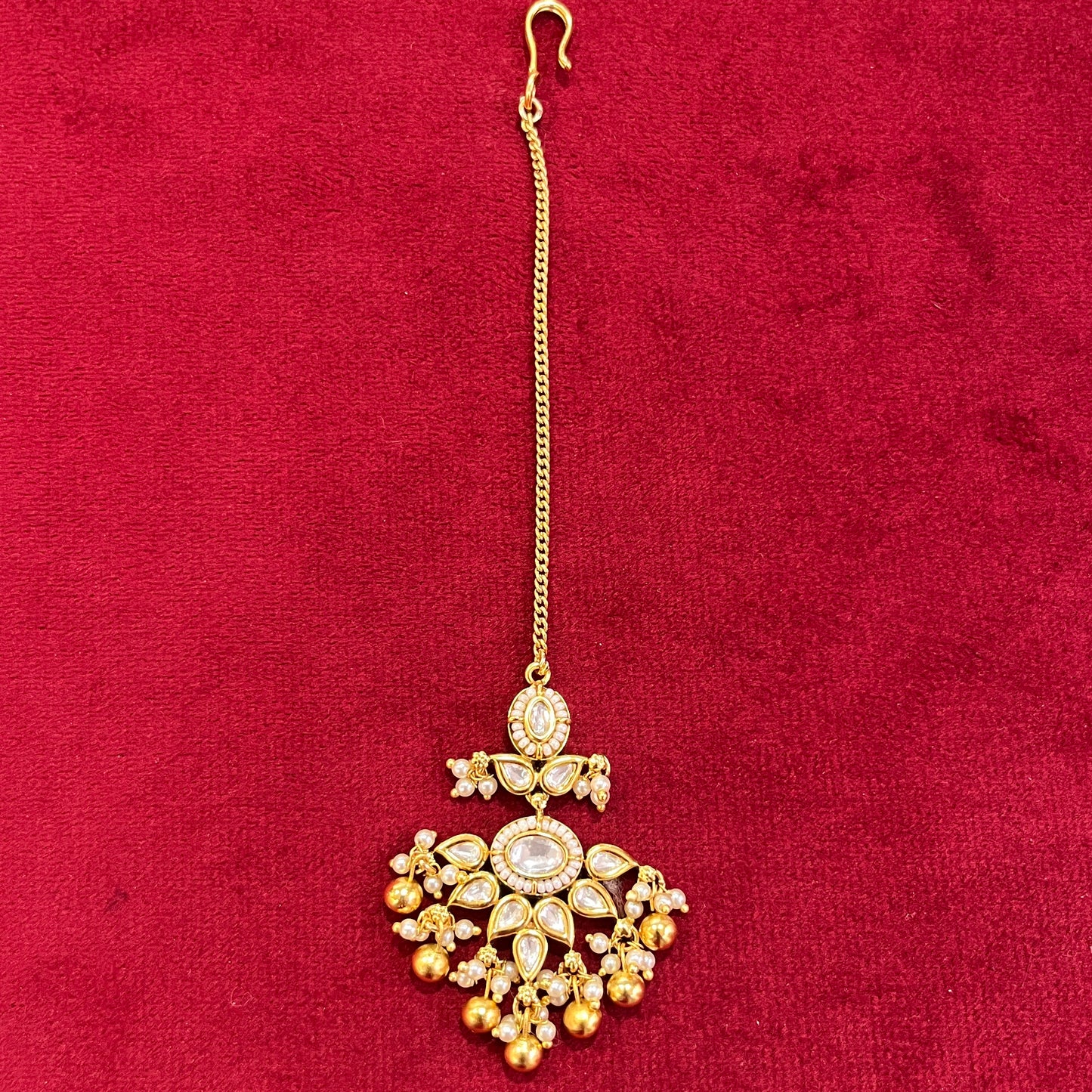 Suhana Versatile Floral Kundan Necklace Set