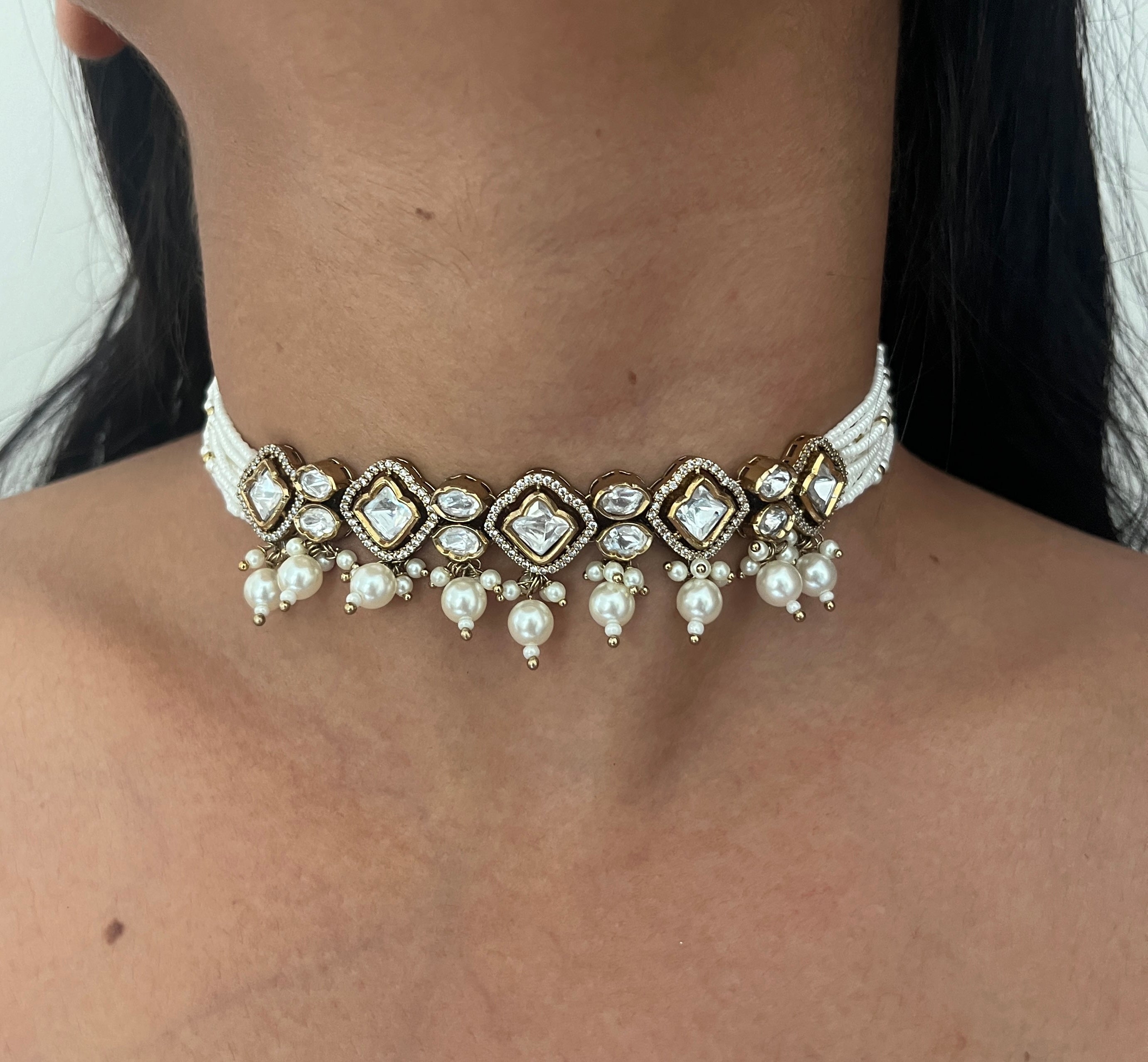 Queen Kundan Chic Set