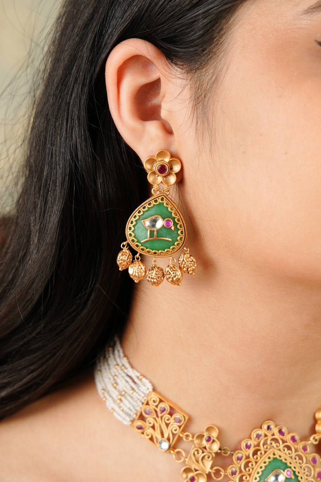 South Style Peacock Inlay Choker with Kemp Stones