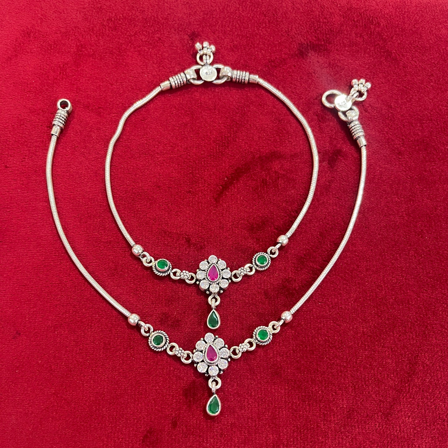 Tricolour Cut-Stone Anklet – Antique Silver Finish