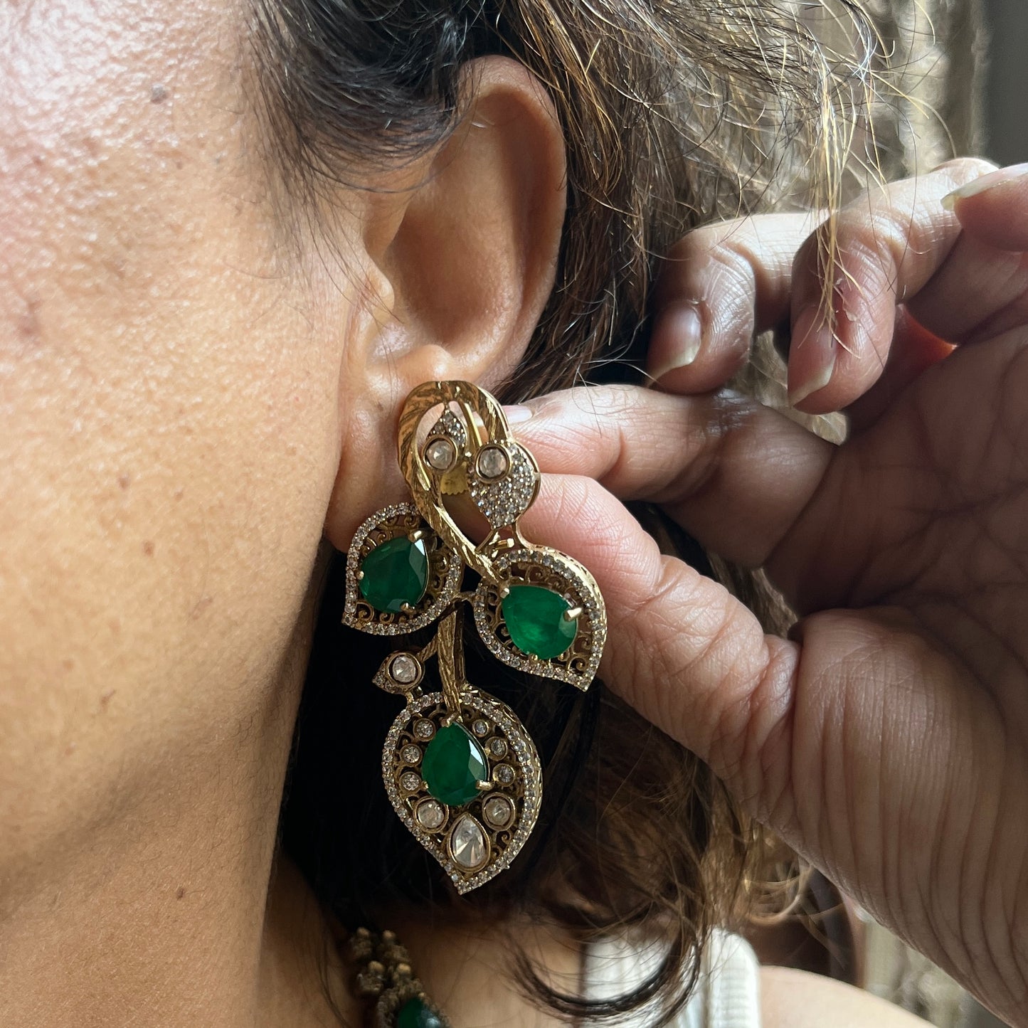 Emerald Leaf Luxe Hasli