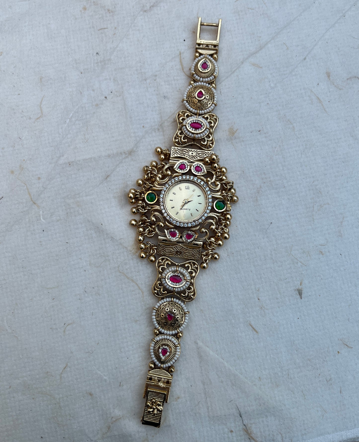 Naqsh-e-Ghungroo Watch