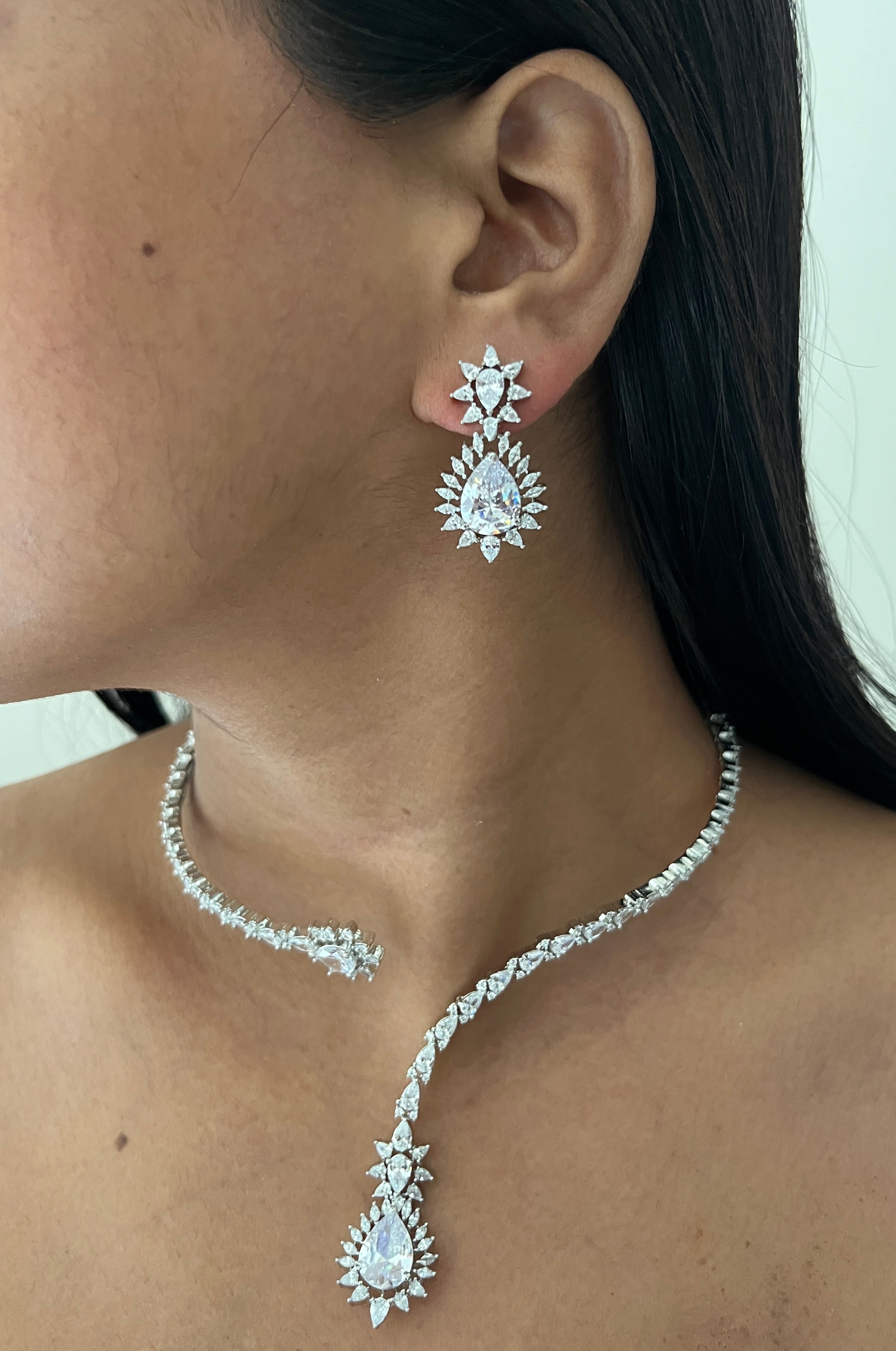 Dainty Doublet & American Diamond Collar Necklace
