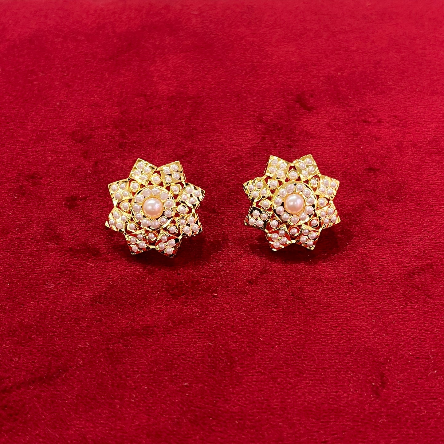 Beautiful Floral Handset Jadau Studs