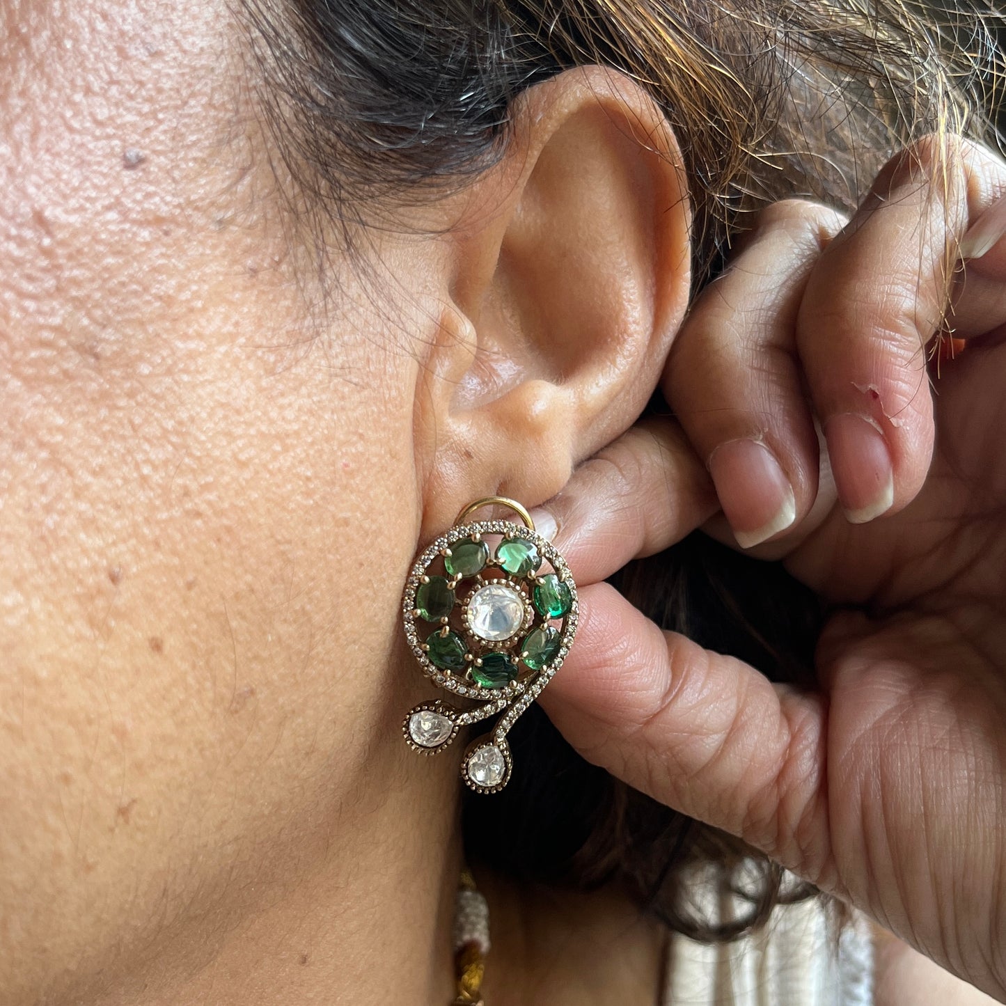 Aura Flower Moissanite Choker