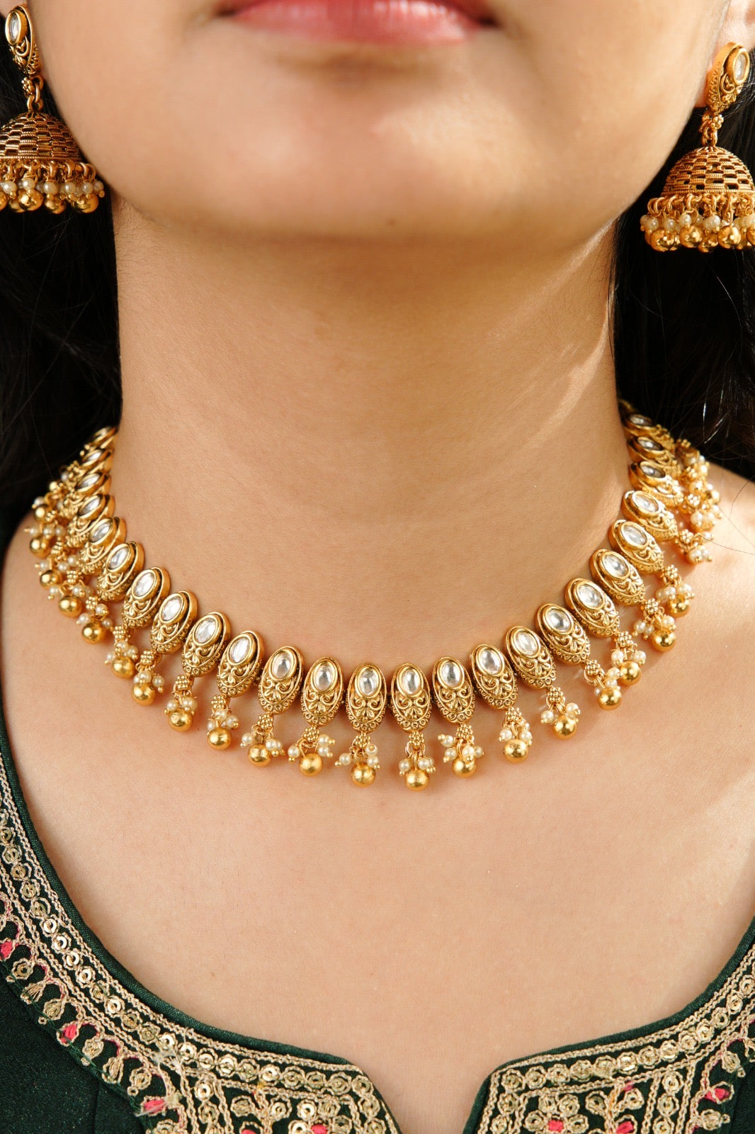 Oval Tukdi Necklace with Kundan Work