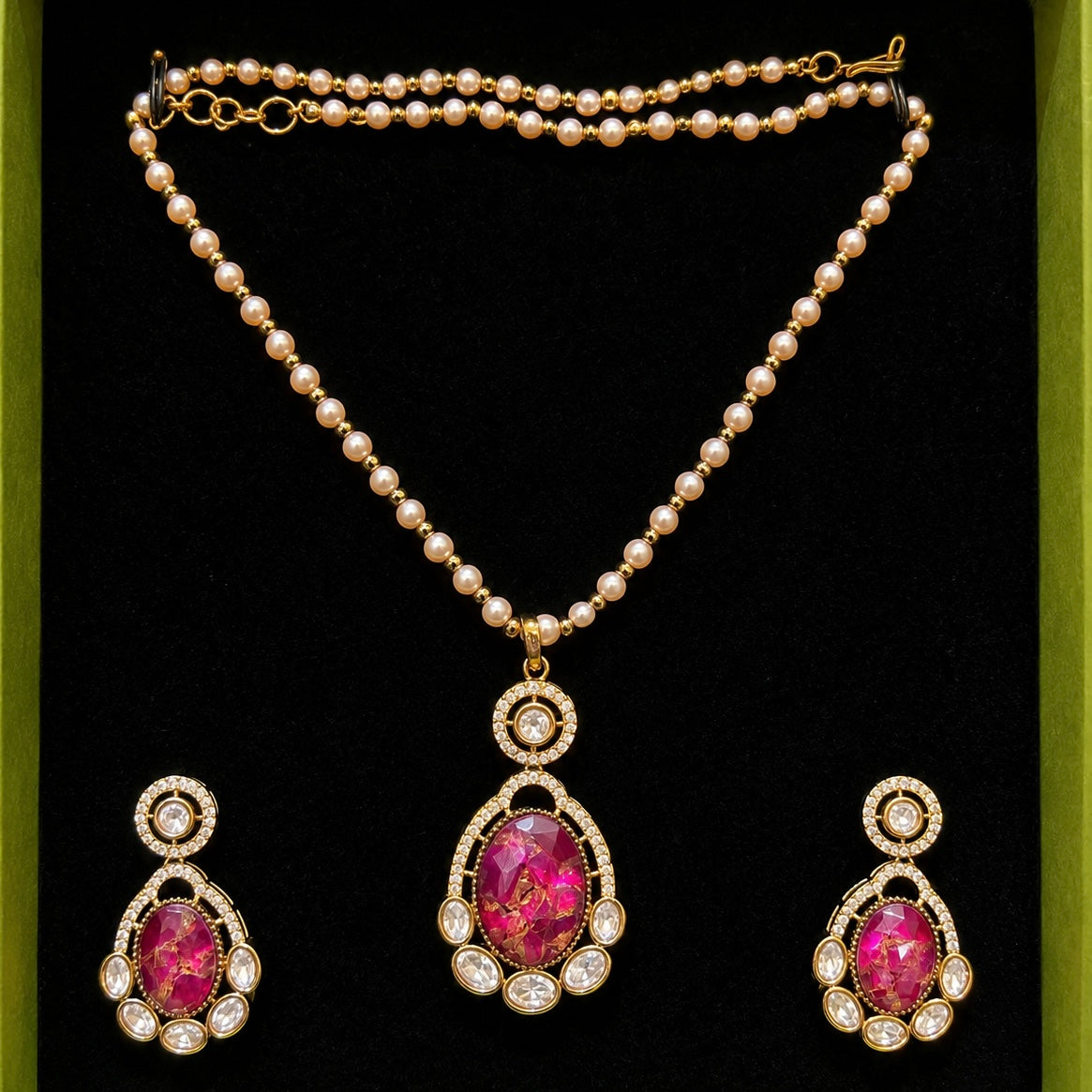 Noorika Marble Stone Pendant Set