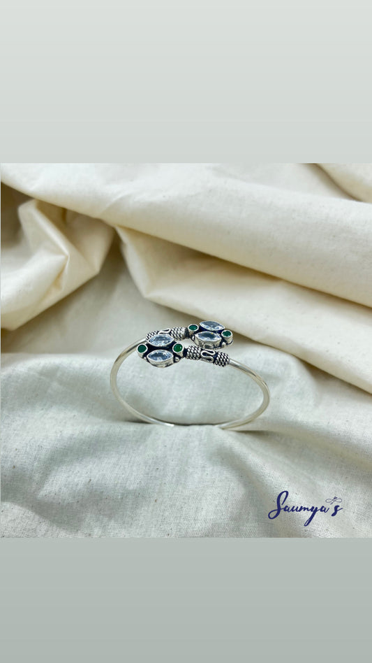 Beautiful Zirconia & Emerald Cut Stone Bracelet!