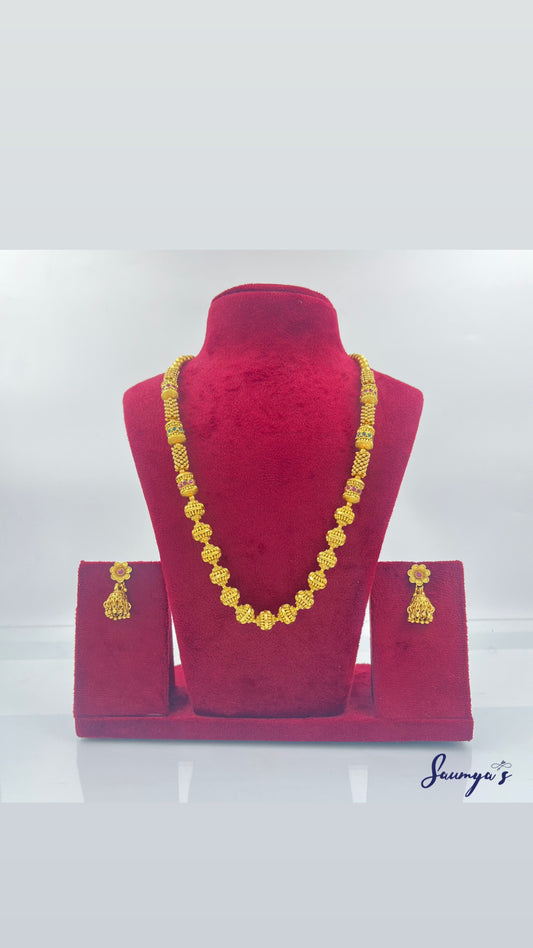 Unique Matar mala with combinations on Drum beads & Kempo stones! With cute Jhumki’s