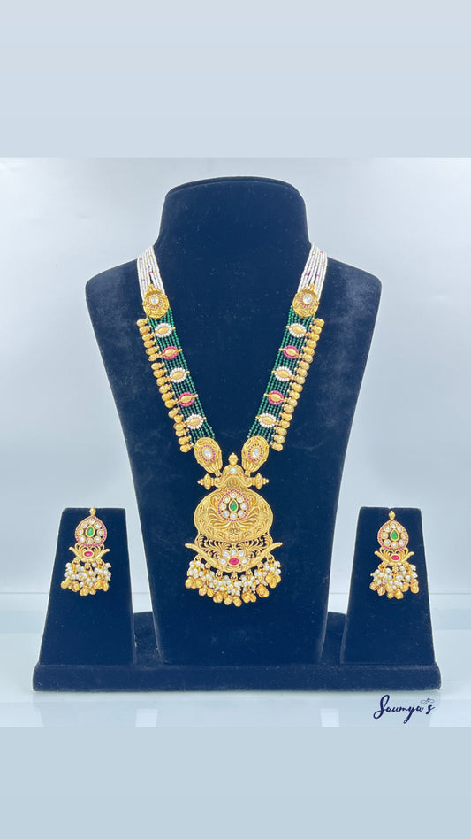 Royal Long Set With Unique String and Kundan Pendant!