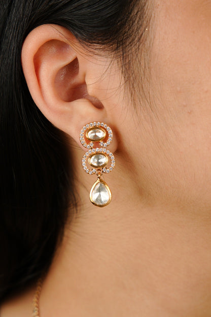 Charmé Minimal Kundan Necklace