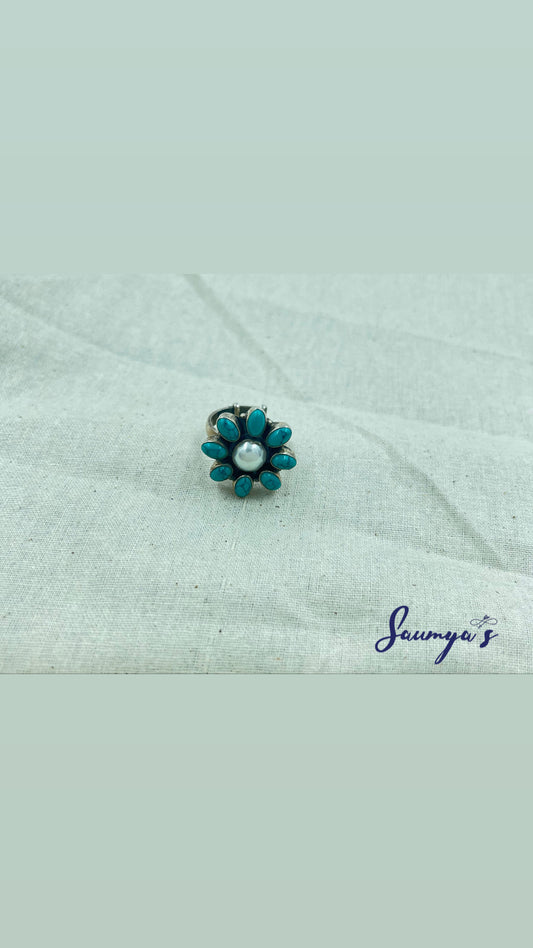 Pure 92.5% Silver Cutstone Flower Ring With pearl