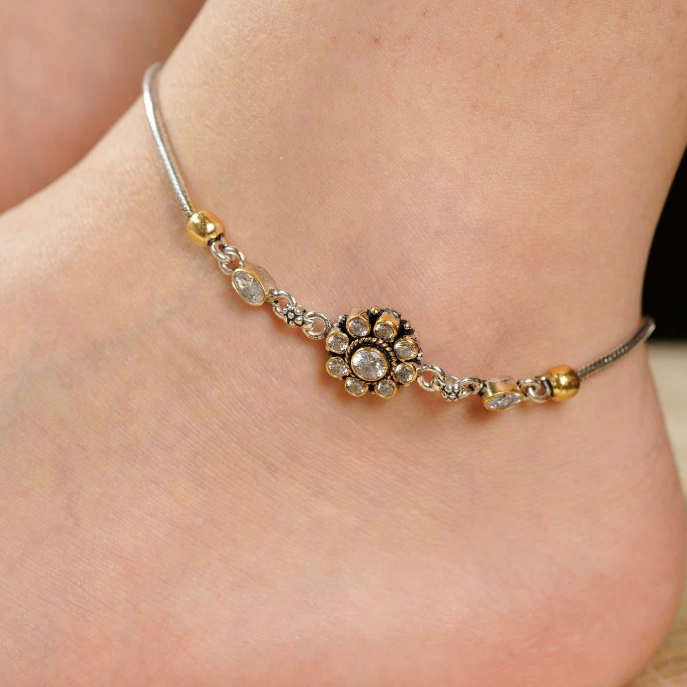 Shvetika Bloom Anklet
