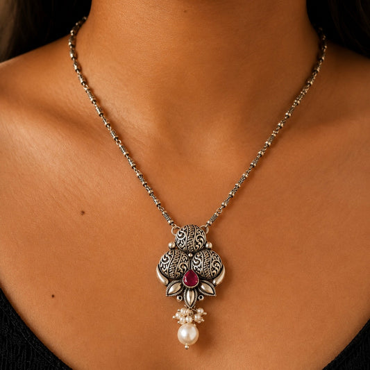 Ruby Pearl Heritage Silver Pendant Set