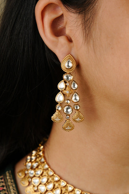 Rajkumari Antique Gold Kundan Semi-Bridal Set