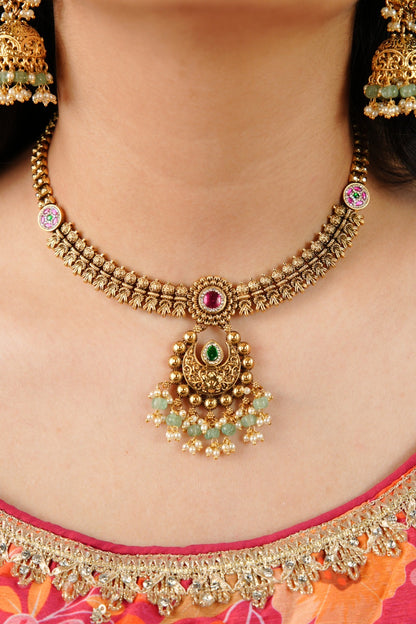 Chandrika Ratna Antique Gold Necklace Set