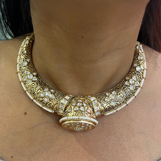 Suvarna Kundan Hasli with Classic Jhumkis