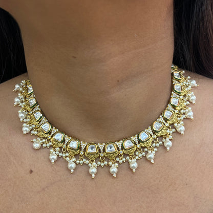 Elegant Single-Line Kundan Necklace with Pearls & AD Stones
