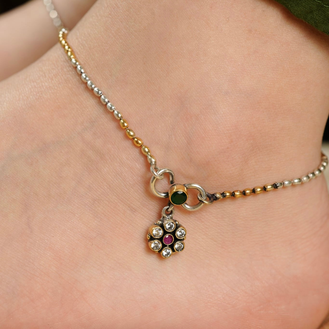 Dviya Spark Anklet