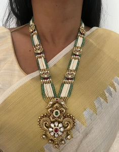 Noor-e-Riwaayat