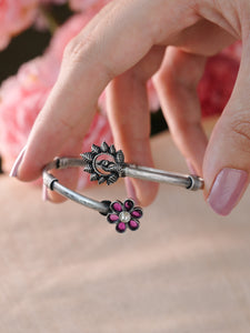 Peacock Bloom Antique Bracelet