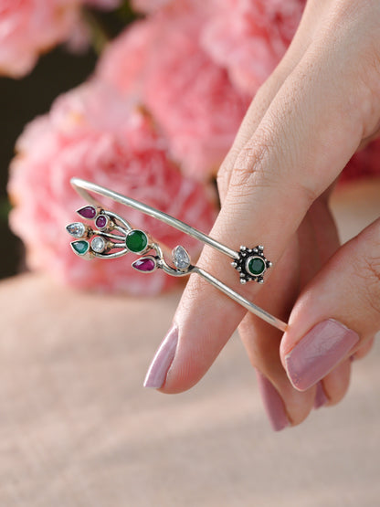 Peacock Radiance Cut-Stone Bracelet