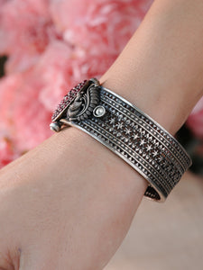 Royal Peacock Kemp Cuff