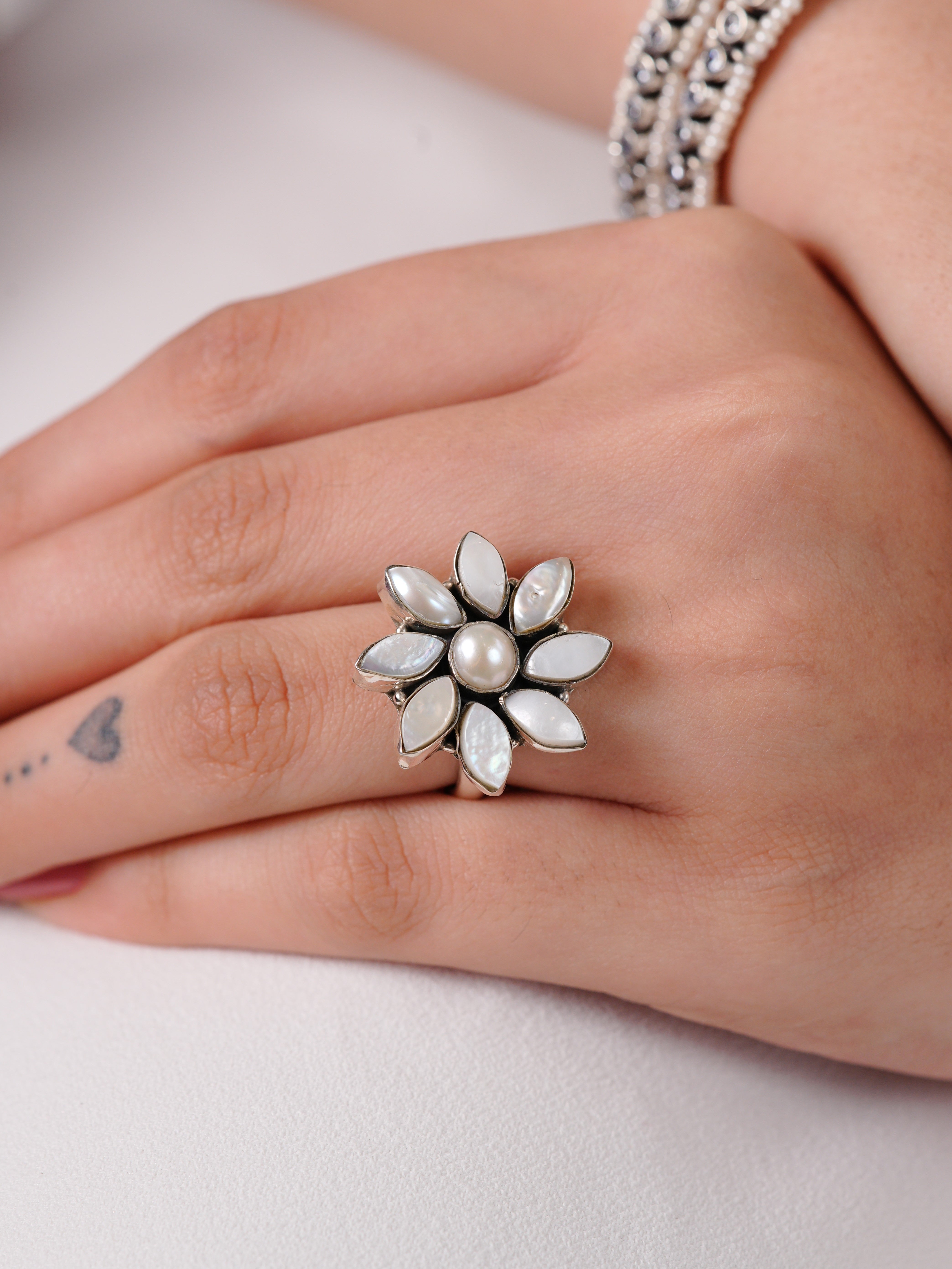 Pearl Petal Elegance Ring