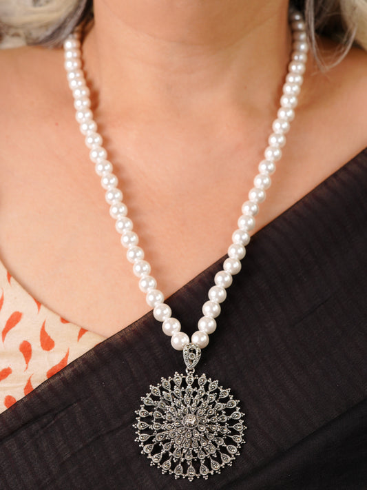 Amaira – The Vintage Whisper