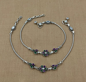 Anamika Multicolour Cut-stone Ankelet