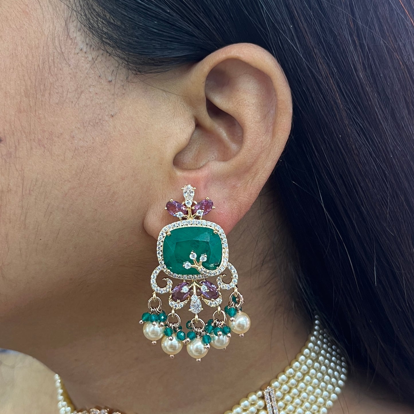 Emerald Aura – Pearl & Amethyst Rose Gold Choker