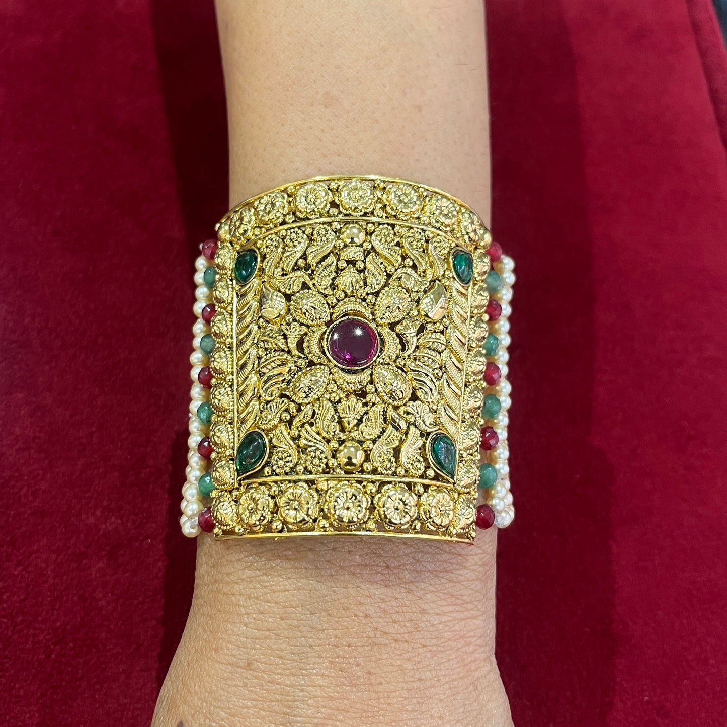 Royal Ruby Heritage Bahi