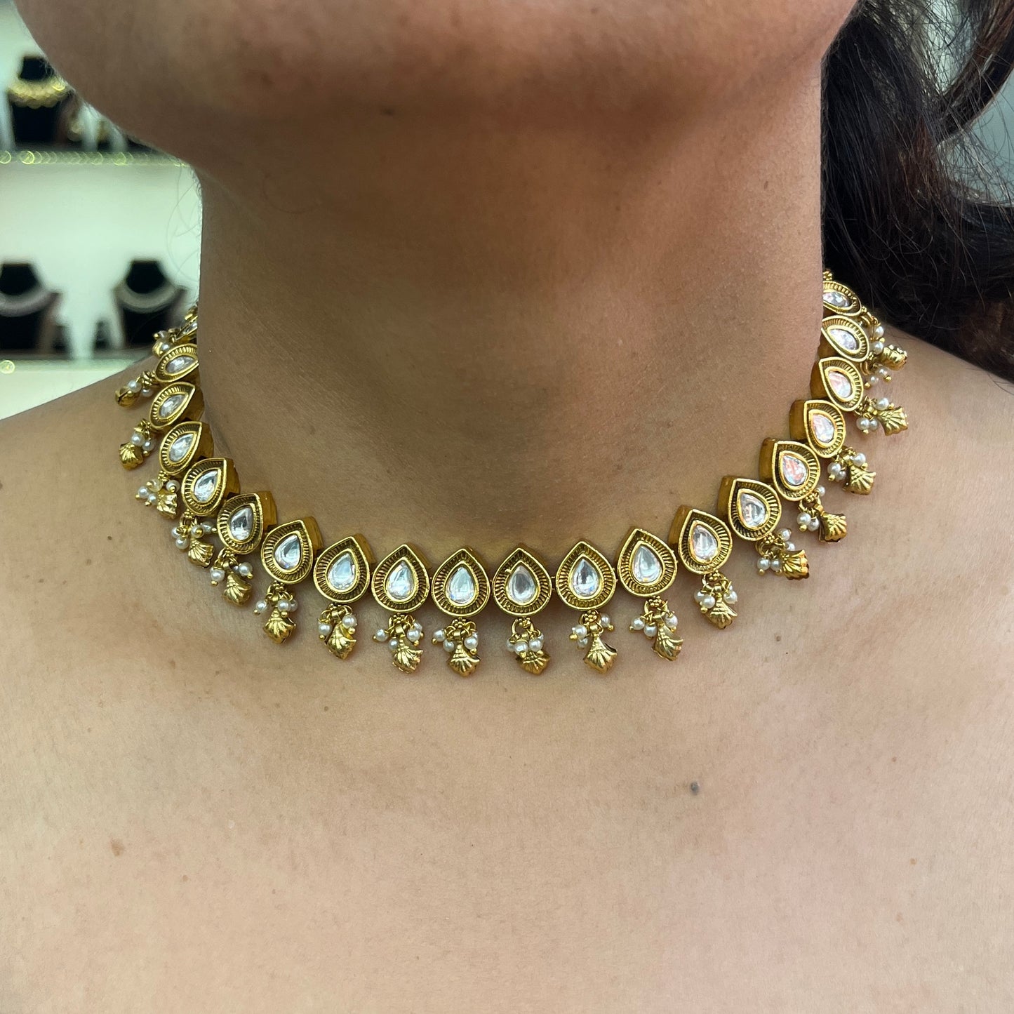 Anvika Pear Kundan Necklace Set