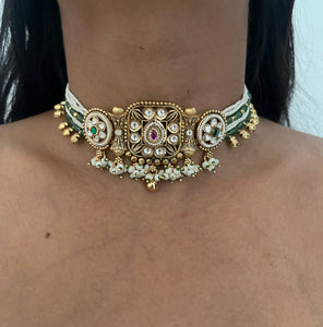 Rajwadi Chic Square Kundan Set With Green Beads