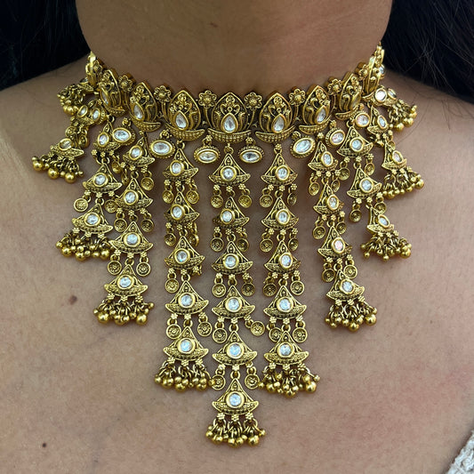 Aaranya V-Shape Kundan Waterfall Necklace Set