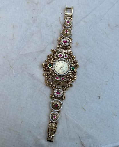 Naqsh-e-Ghungroo Watch