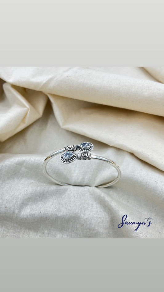 Beautiful Handmade Zirconia Cut Stone Bracelet!