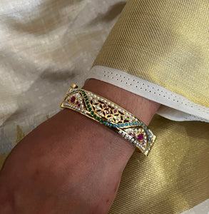 Regal Navrattan Kada