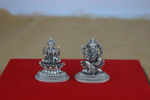 2D Lakshmi Ganesh Ji Idol in 92.5% Silver (1'7  Inch) SaumyasSilver